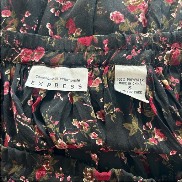 Express S fits M too Black pink red Floral elastic waist semi sheer Maxi Skirt - Picture 6 of 7